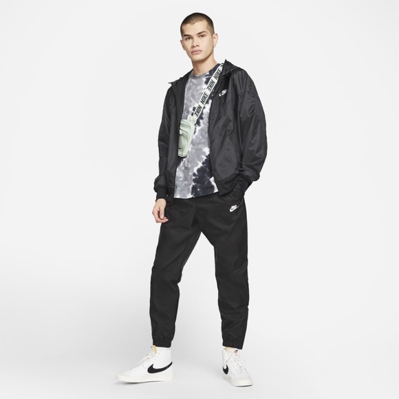 Nike Sportswear Windrunner Track Pants CN8774-010  (Black/White) - Picture 4 of 4